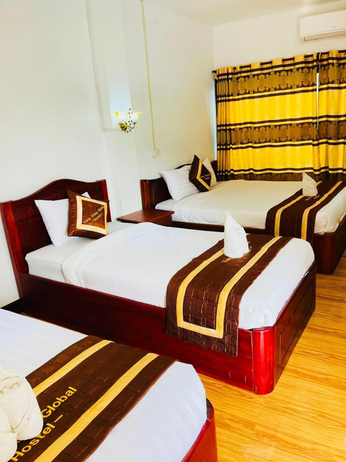 ואנג ויינג Alisona Hostel מראה חיצוני תמונה