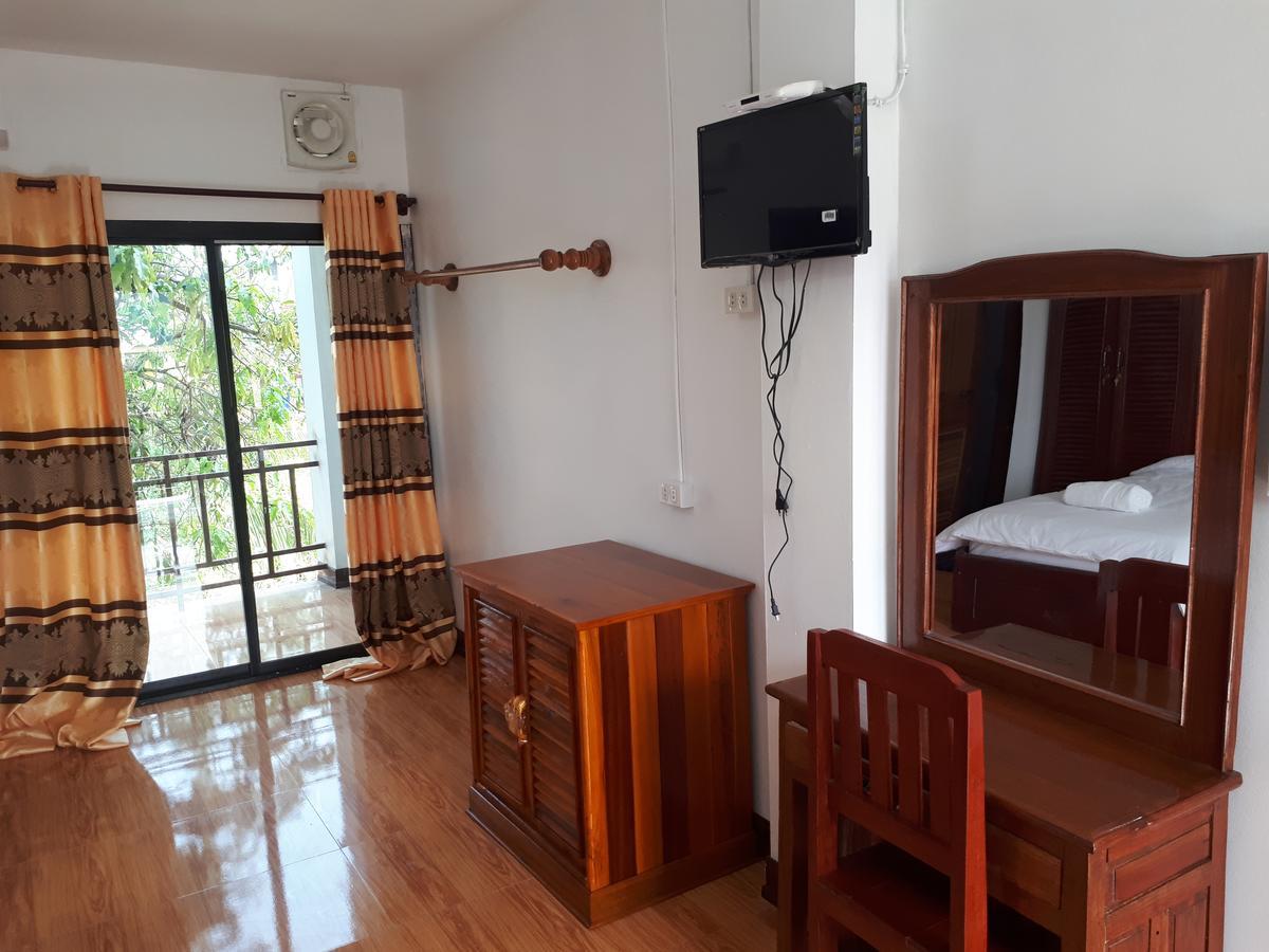 ואנג ויינג Alisona Hostel מראה חיצוני תמונה
